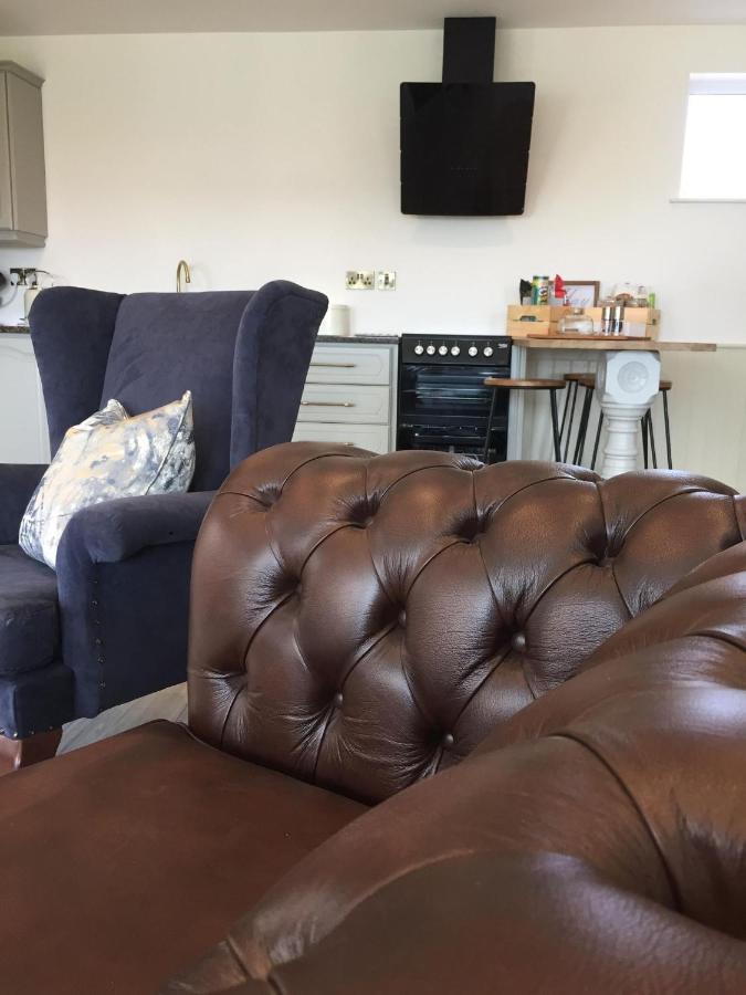 The Hay Loft, The Dark Hedges, Ballycastle With Hot Tub Stranocum 外观 照片